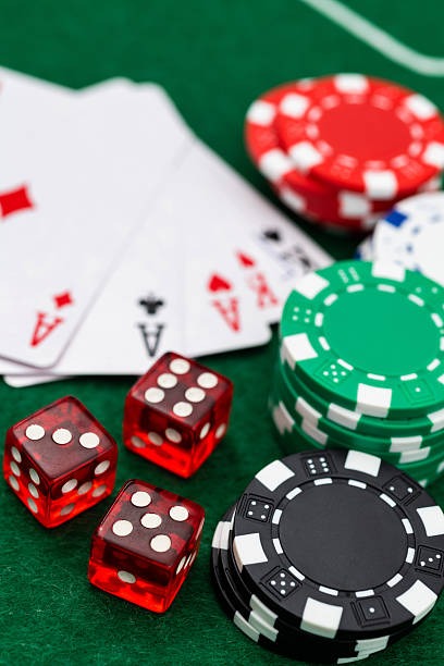 Mobile app interface showing live table selection